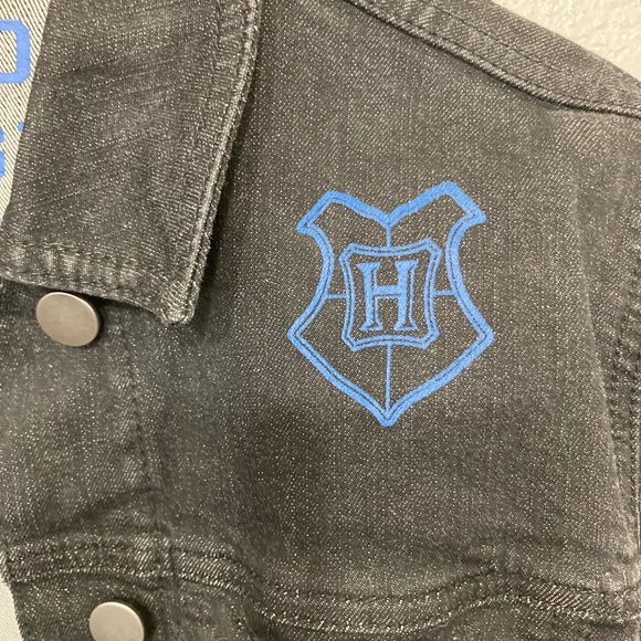 Harry Potter Ravenclaw House denim Jacket Womens Size Medium Hot Topic Black - Picture 3 of 7